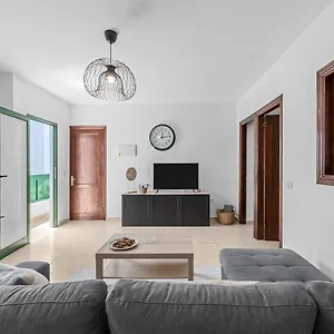 Apartamento Home2book Charming Tinajo, Wifi, La Santa